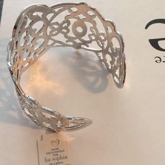 Lia Sophia Cuff Bracelet - Picture 2 of 4